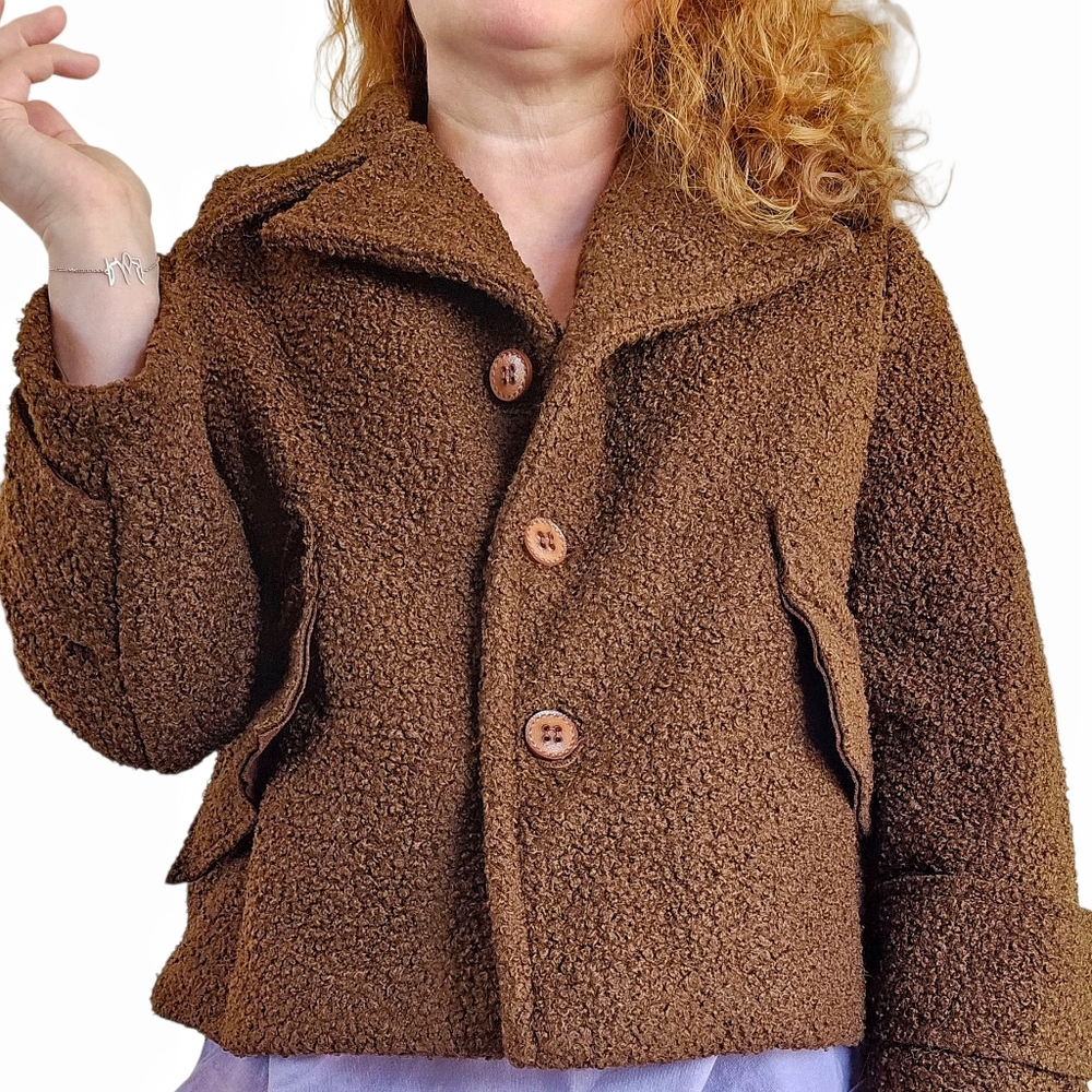 Chepe Italy Teddy Bear Bouckle Button Up Brown Minimalist Chic Jacket Sz‎ M